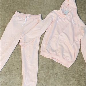 Women’s Matching Light Pink Sweatsuit